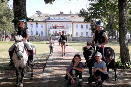 RUNOWO Atrakcja Jazda konna NAUKA JAZDY KONNEJ W RUNOWIE